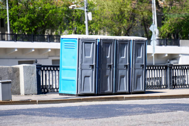 Portable Toilet Options We Offer in Pratt, KS